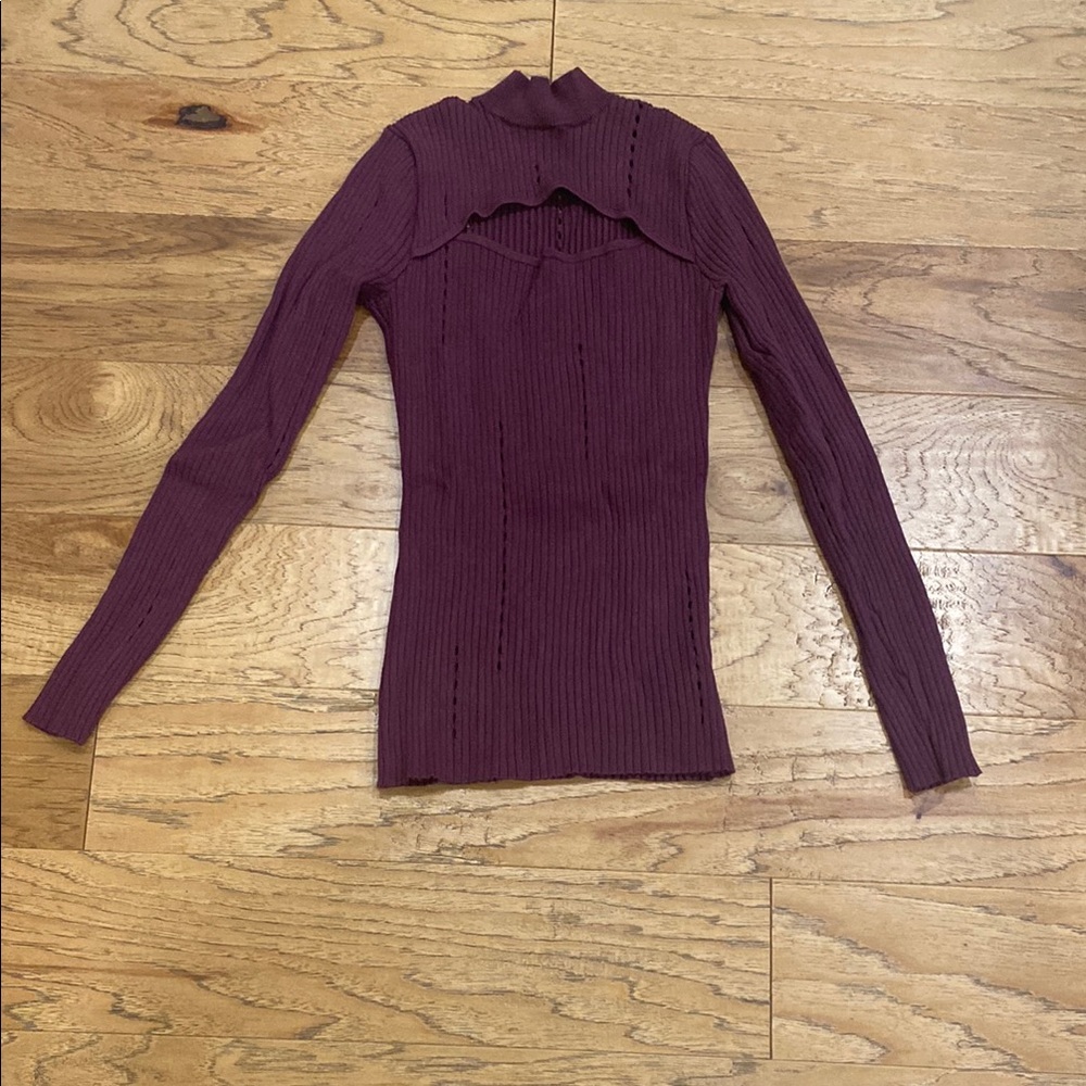 ⚡️3 for $15⚡️Guess Burgundy Long Sleeve Ribbed Sweater size XSmall
